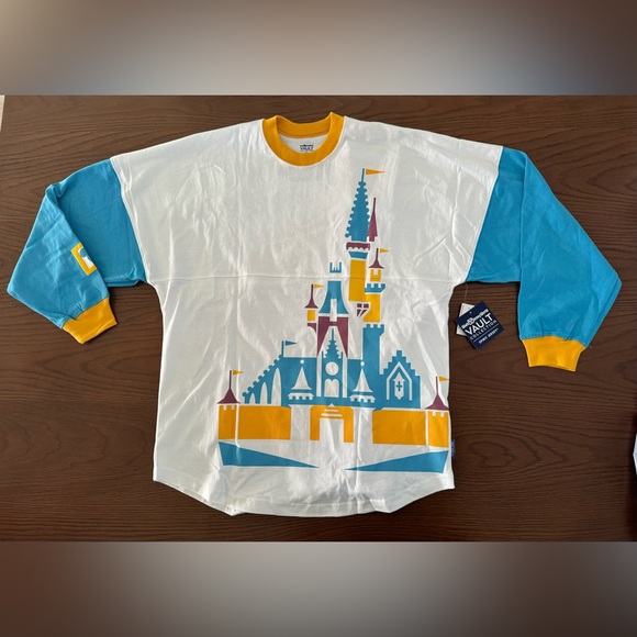 Cinderella Castle Vault Collection Spirit Jersey - Picture 3 of 4